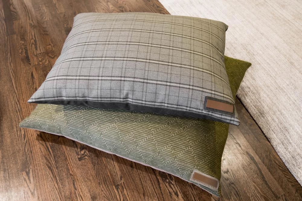 Best deal 🥰 The Houndry Pet Beds Grey Hound Sunbrella Acrylic Fabric Rectangular 38-in x 29-in 🐕 Dog Bed (For Medium) ✔️ - Image 4